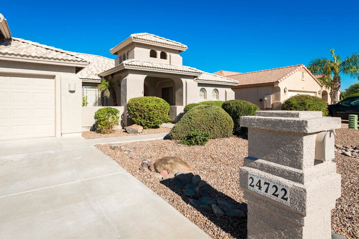 Primary Photo - 24722 S Briarcrest Dr