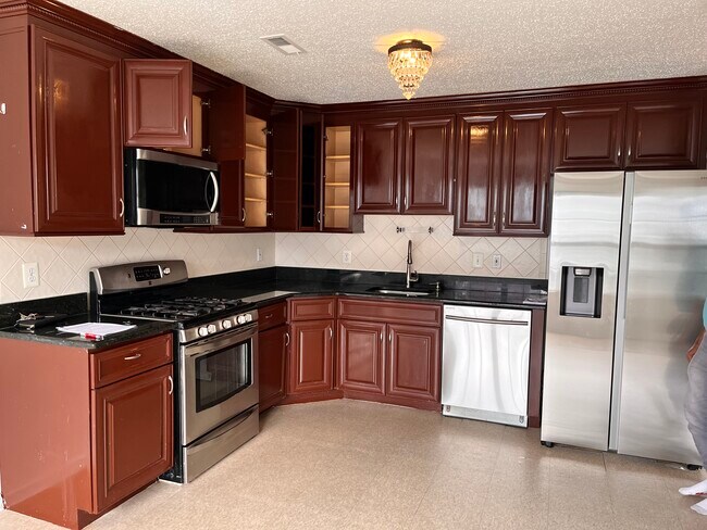 Foto del edificio - 241 Prestwick Way