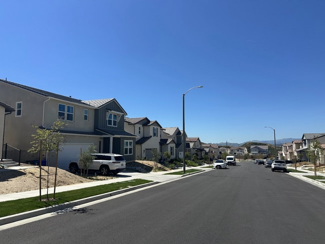 Foto del edificio - 24392 Calle La Roca