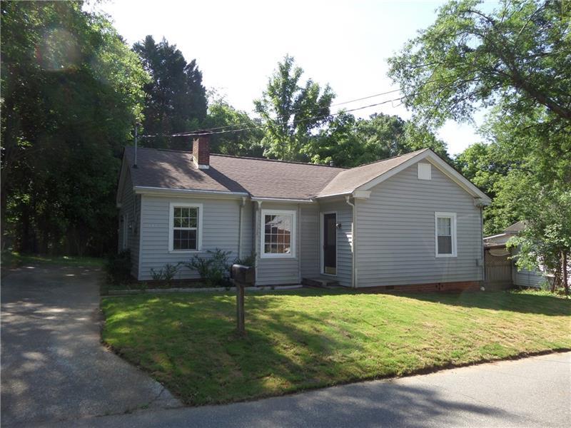 Primary Photo - 4444 Park St