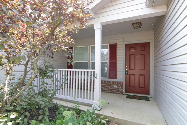 Foto del edificio - Introducing an Exceptional Home – Where El...