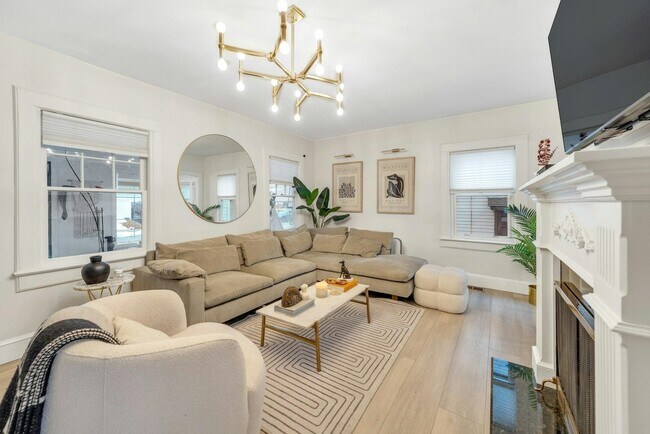 Foto del edificio - 67 Hillcrest Rd