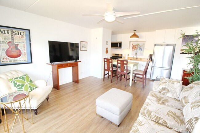 Foto del edificio - Kihei Villa - Nicely Furnished 1Bed/1Bath located in the heart of Kihei across the street from th...