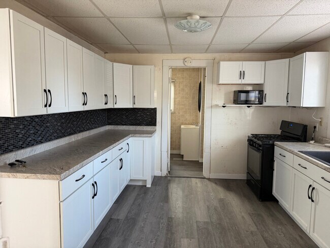 Foto del edificio - 911 SW 62nd St