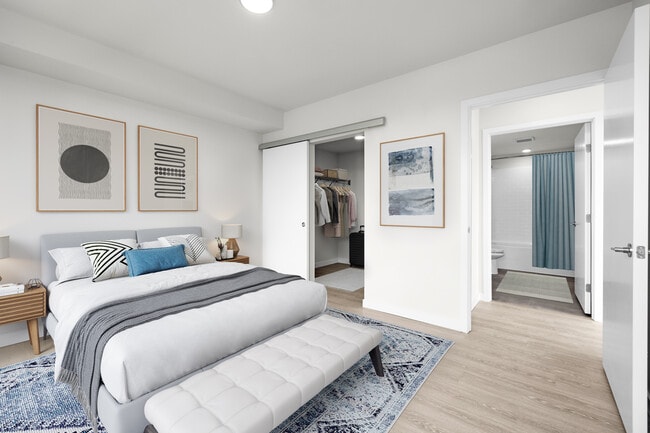 Foto del edificio - Ion Town Center Apartments