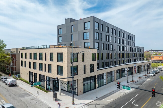 Roosevelt Square - Roosevelt Square Apartments