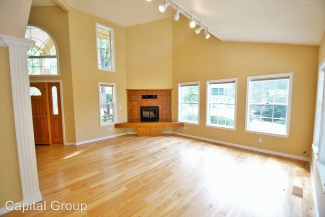 Building Photo - 3775 N Sanada Way