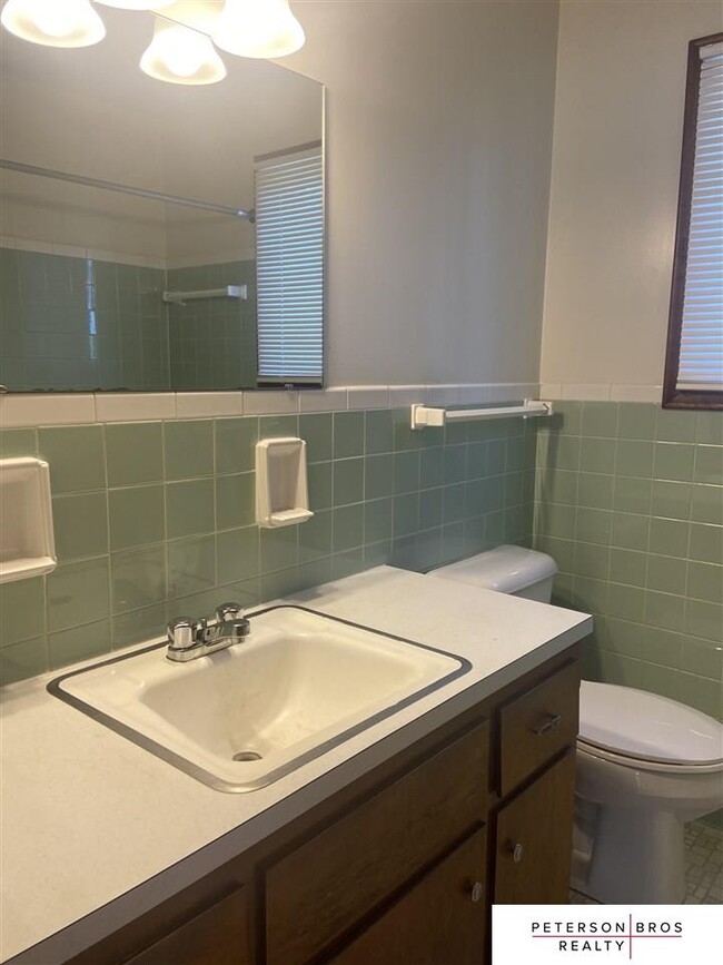 Building Photo - 4859 S 132nd Ave