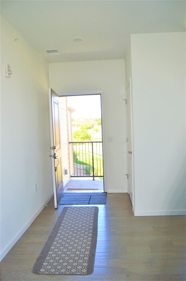 Entry way with Coat Closet - 4771 Copeland Cir Apartment