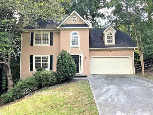 Building Photo - 225 Tennis Ct Ln