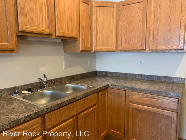 Foto del edificio - 3 br, 2 bath House - 4755 Chelsea Lane S