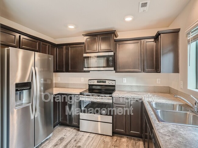 Foto del edificio - 18404 Alpine Way E