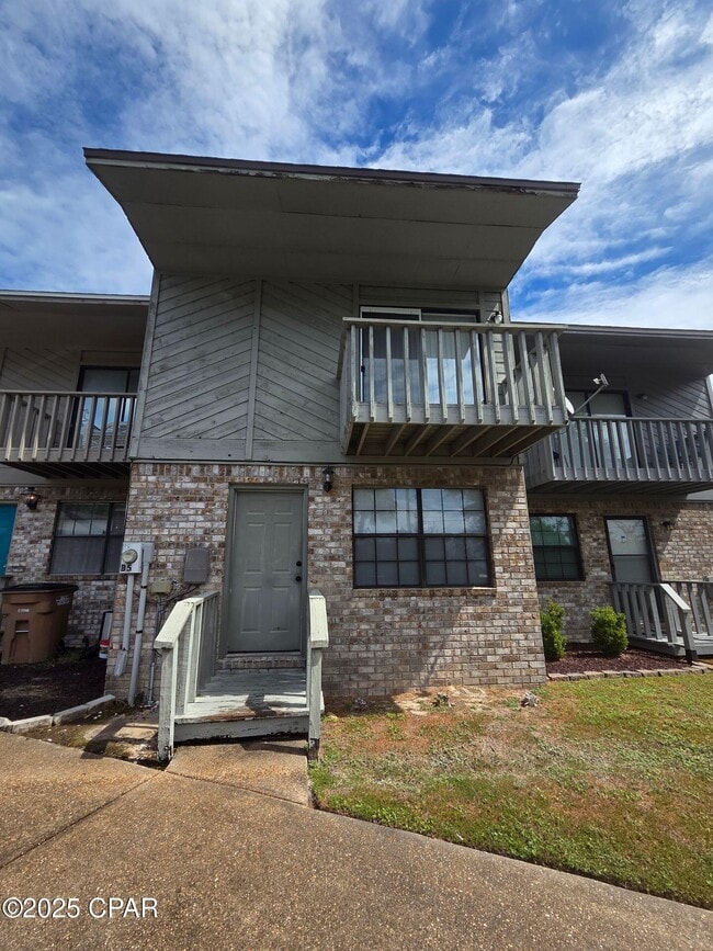 Building Photo - 7320 Chipewa St