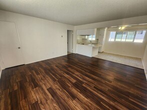 Building Photo - 1219 Amethyst St