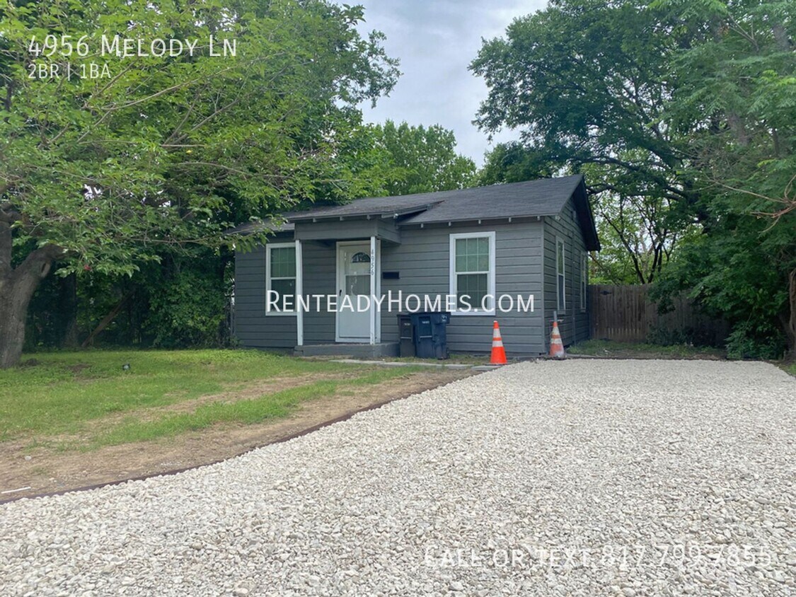 Foto principal - 4956 Melody Ln