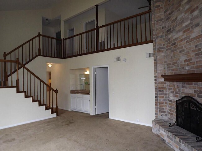 Foto del edificio - 19706 Faye Oaks Ct