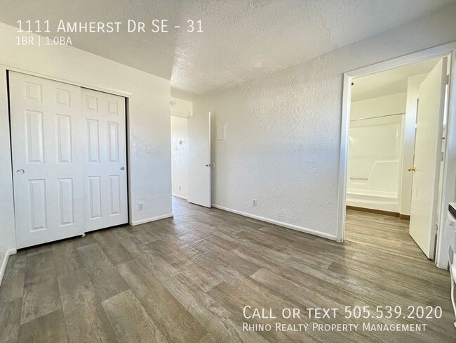 Building Photo - 1111 Amherst Dr SE