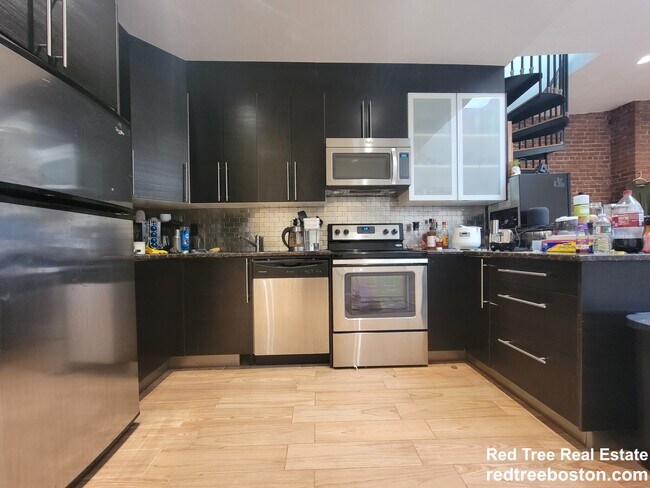 Foto del edificio - 1280 Beacon St