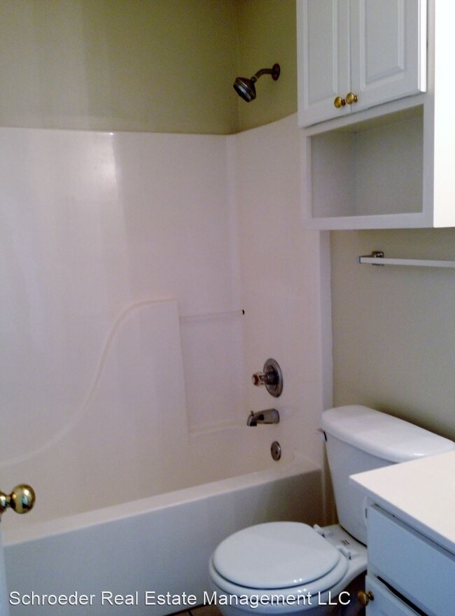 Building Photo - 2 br, 1 bath House - 10632 East Bay Tree