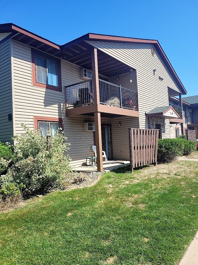 Foto del edificio - 1164 Bartosh Ln