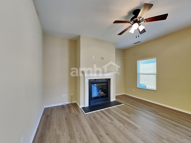 Building Photo - 96 Yarmouth Dr