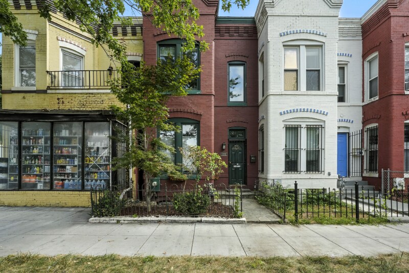 Foto principal - 1202 Florida Ave NE