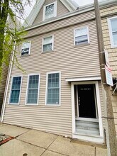 Building Photo - 348 E St