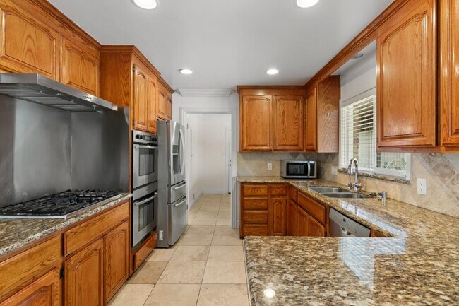 Foto del edificio - 1824 Black Mountain Rd