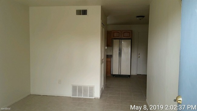 Foto del edificio - 1814 Houghton Ave