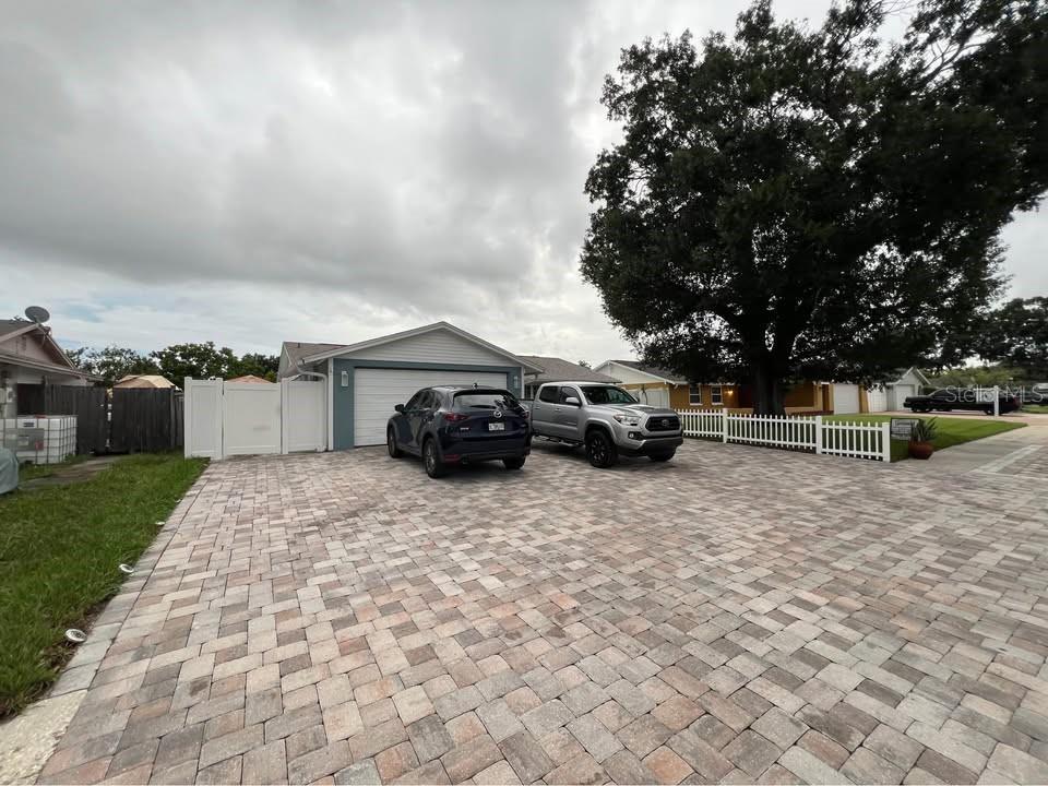 Foto principal - 6818 Eden Ln
