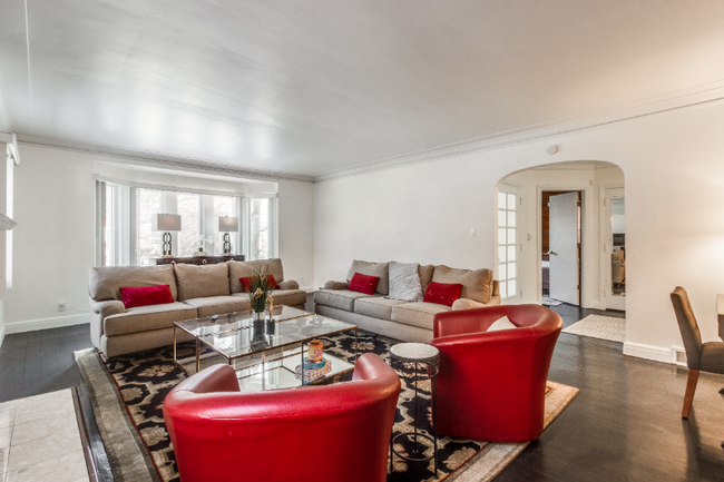 Foto del edificio - 17135 Parkside St