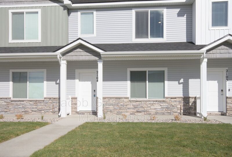 651 S 2400 W Unit 2104, Rexburg, ID 83440 Condo for Rent in Rexburg