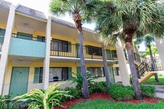 Building Photo - 1536 Meadows Cir W