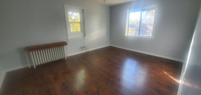 Foto del edificio - 290 E Truman Ave