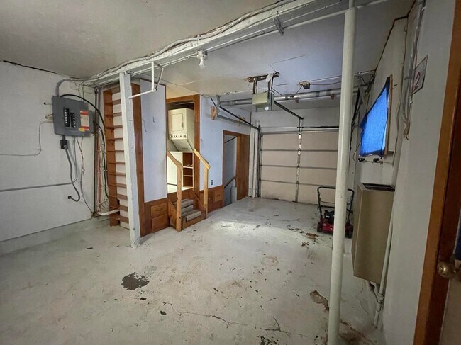 Foto del edificio - 550 E 9th St
