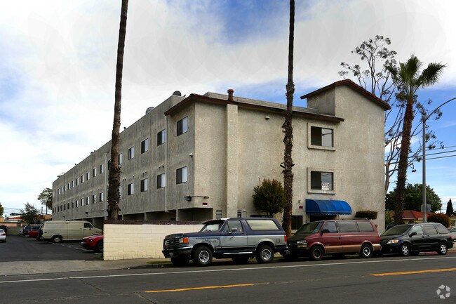Building Photo - McDonald Apartments