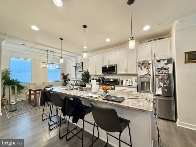 Foto del edificio - 14327 Summit View Ln