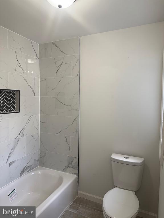 Foto del edificio - 5227 Addison St