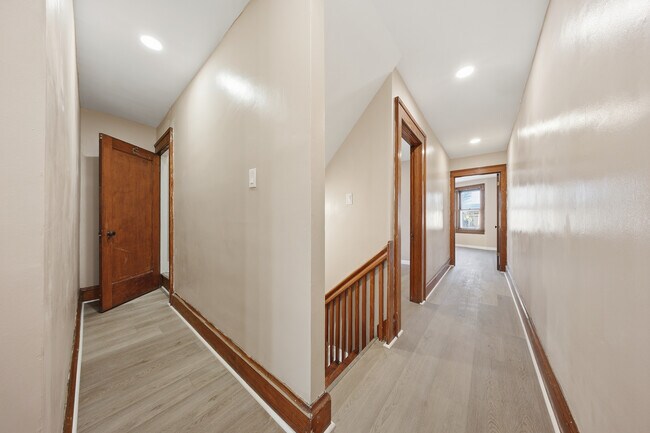 Foto del edificio - 1314 N Washington Ave