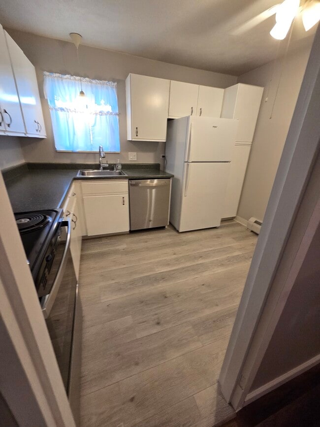 Kitchen - 7801 W 35th Ave