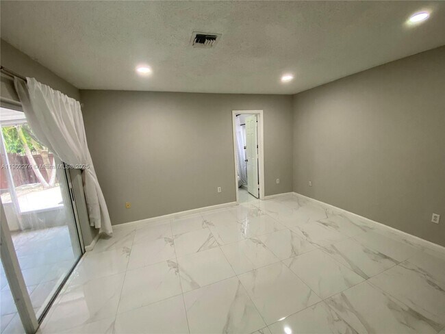 Foto del edificio - 14347 SW 176th Terr