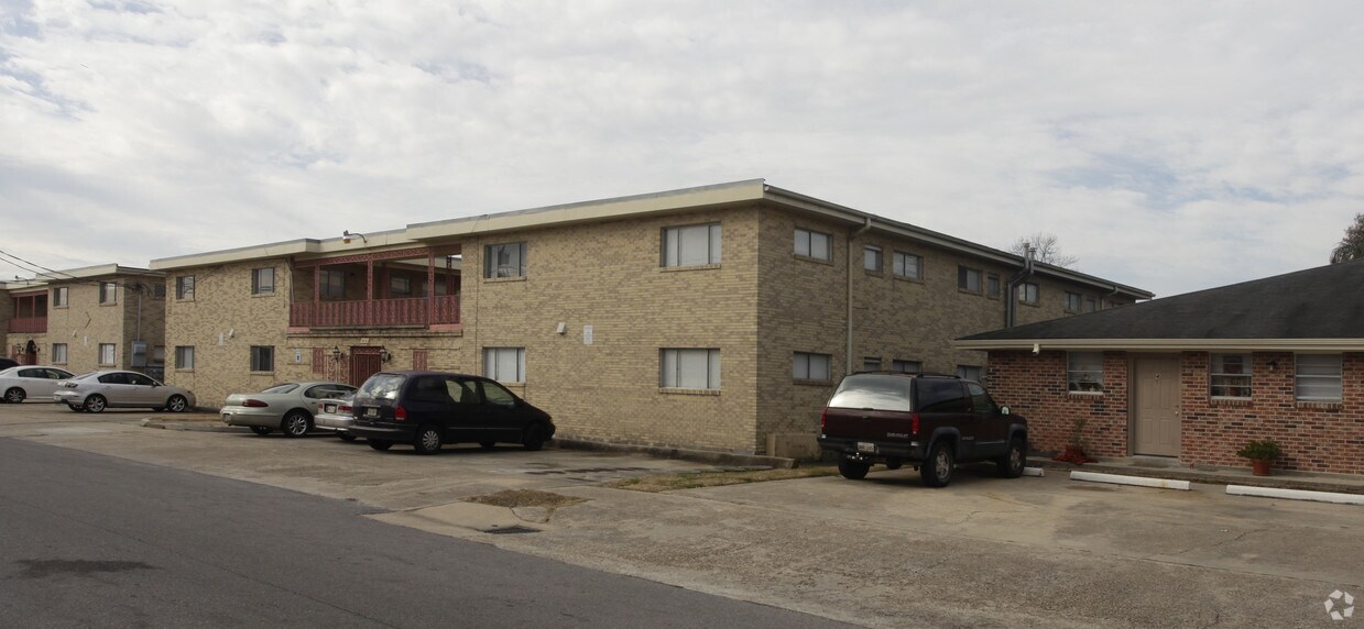 Building Photo - 1610 Carrollton Ave