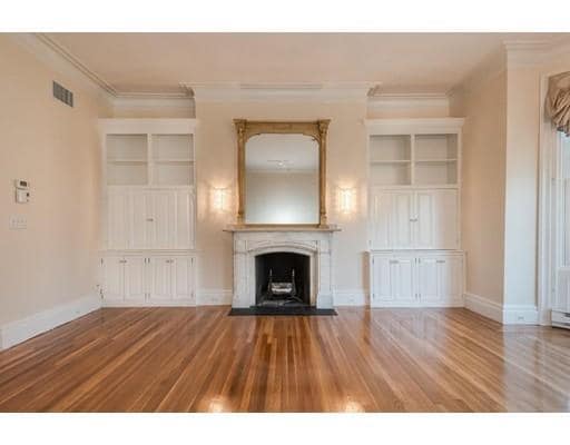 Building Photo - 262 Beacon St