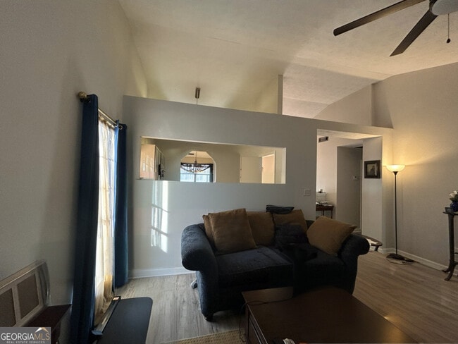 Building Photo - 6031 Ambassador Dr