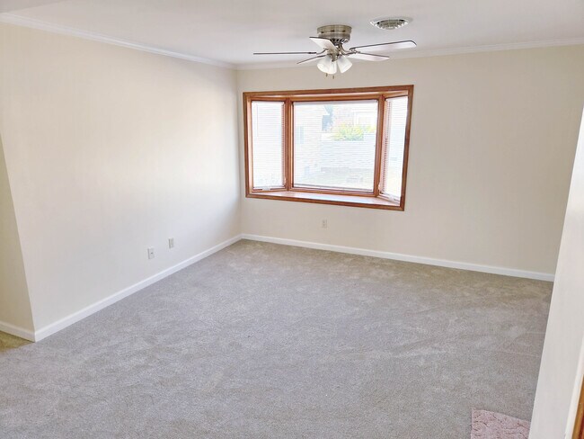 Foto del edificio - 12422 Kent Rd