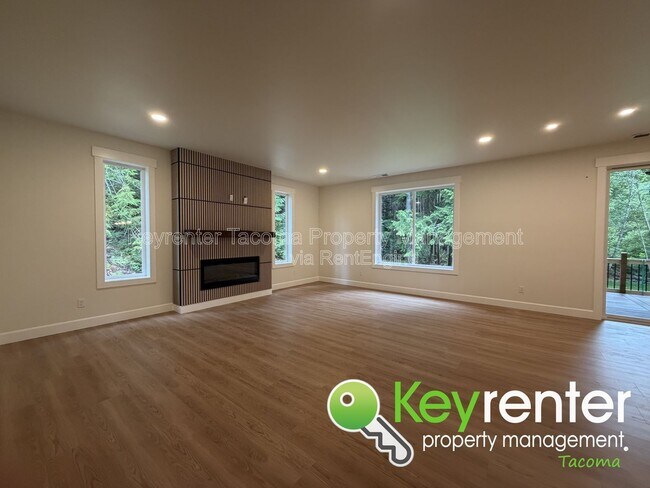 Building Photo - 16517 48th St NW