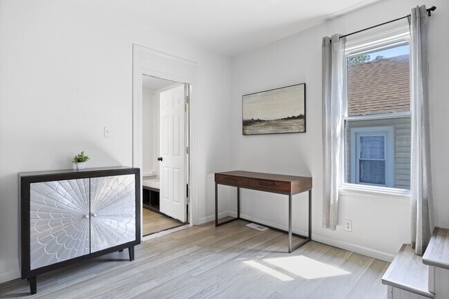 Foto del edificio - 589 W Marshall St