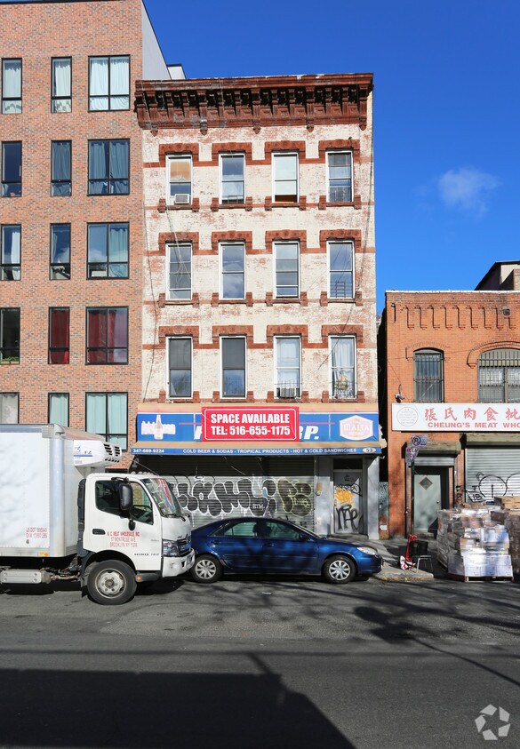 Primary Photo - 53 Montrose Ave