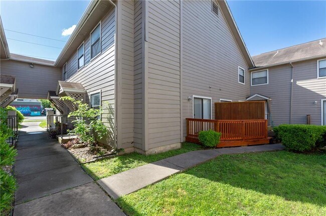 Building Photo - 5616 Emerald Forest Dr