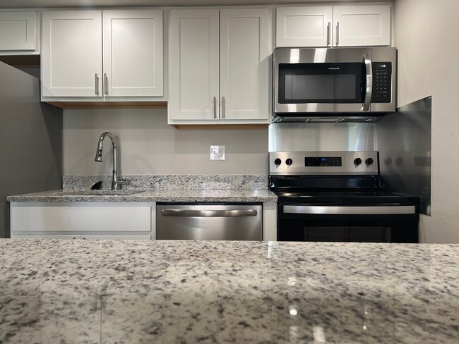 Remodeled Kitchen - Rose Hill Apartments